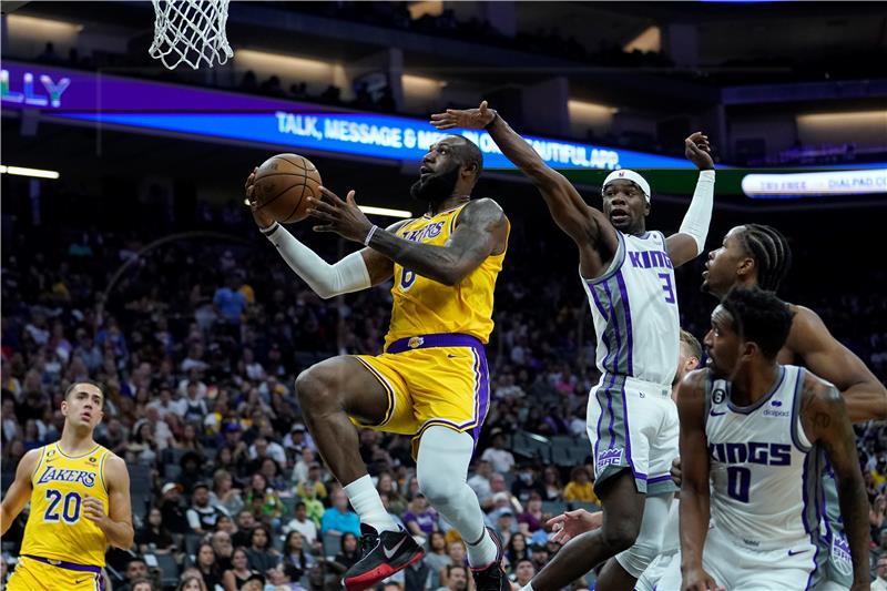 LeBron James sve nezadovoljniji u LA Lakersima