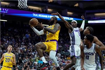 LeBron James sve nezadovoljniji u LA Lakersima