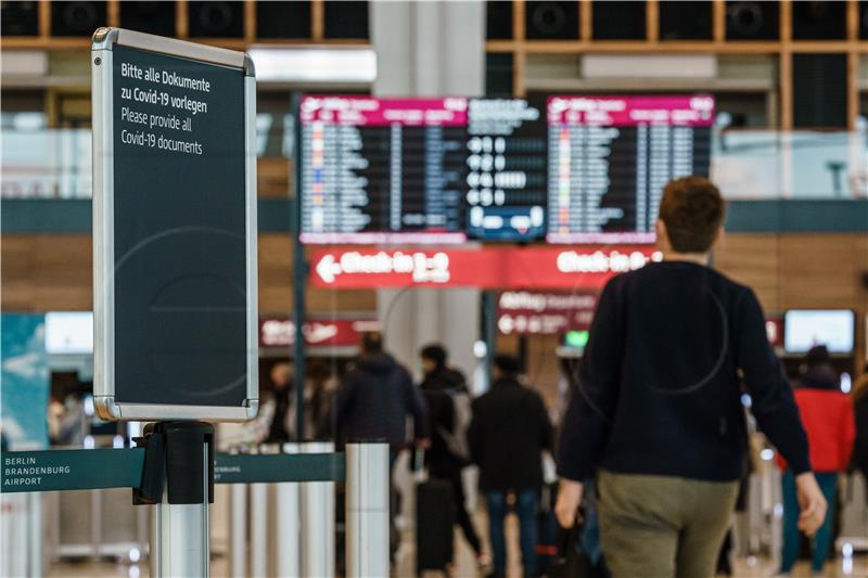 Berlin traži praćenje varijanti covida u europskim zračnim lukama