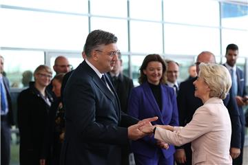 Plenković, von der Leyen i Pirc Musar susreli se na Bregani