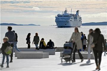 Turističkih noćenja u 2022. gotovo kao 2019., a prihodi za 9 mjeseci viši 23 posto  