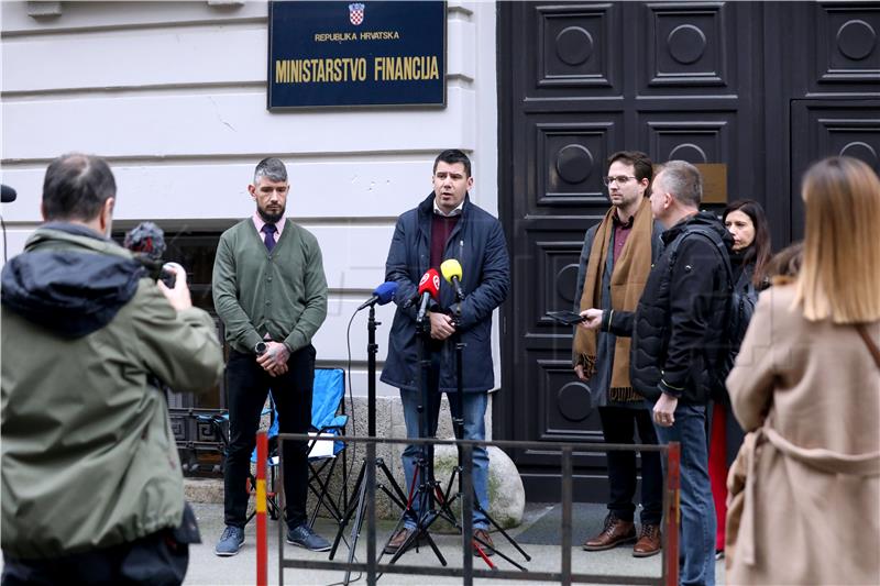 Performans i konferencija zbog kršenja zakona o proračunu i lokalnoj samoupravi