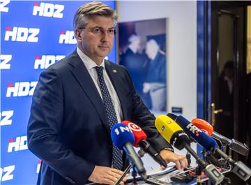 Plenković: U sljedećim danima kadrovske promjene u sektoru obnove (1)