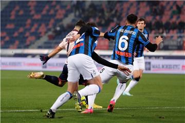 Atalanta slavila u Bologni, Pašaliću prvih 45 minuta