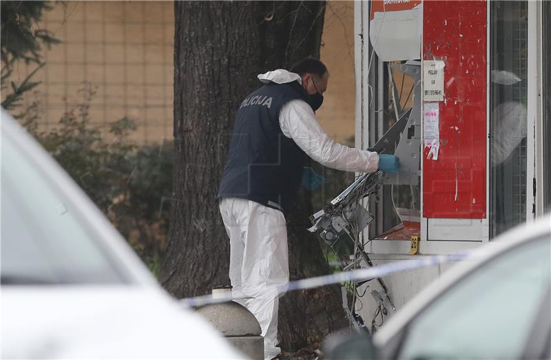 Raznesen bankomat u Zaprešiću