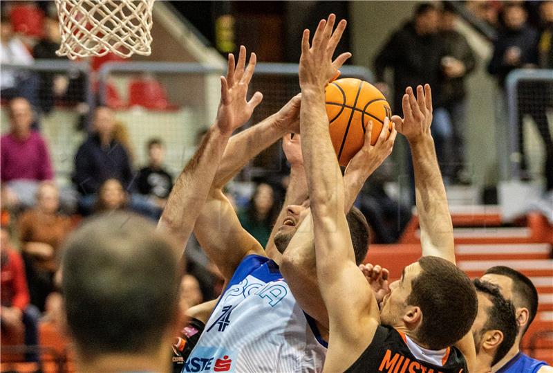 Prvenstvo Hrvatske za košarkaše: Cibona - Cedevita