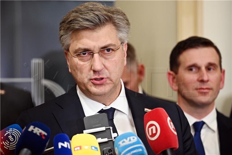 Plenković o dizanju cijena: Analizirat ćemo podatke, idemo korak po korak 