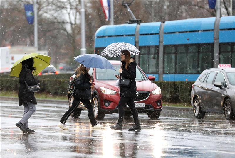 Kiša i susnježica u Zagrebu