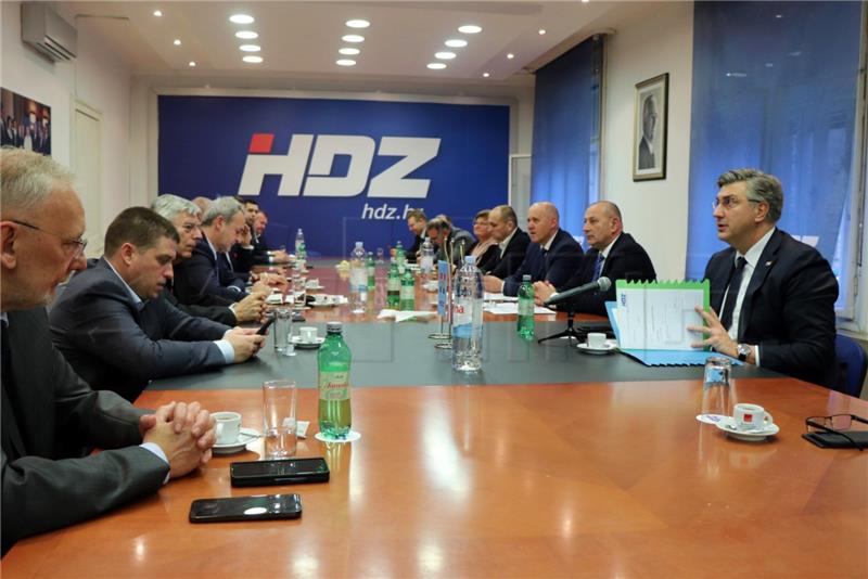 Sjednica šireg Predsjedništva HDZ-a