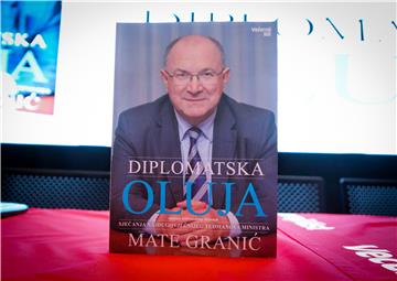 Promocija knjige "Diplomatska oluja" Mate Granića