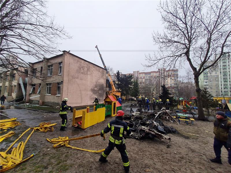 Helikopter se srušio kod vrtića u blizini Kijeva, ima žrtava - guverner