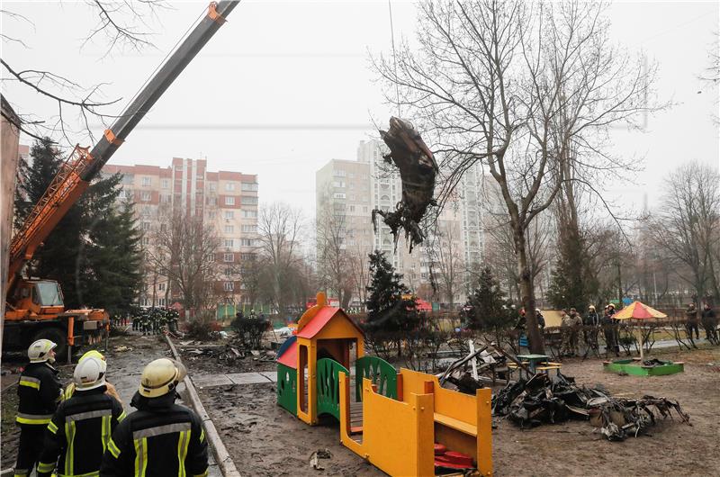 Berlin nudi pomoć u istrazi pada helikoptera u Ukrajini