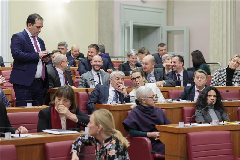 Sabor prihvatio premijerovo izvješće o sastancima EV, oporba ponavlja zamjerke 