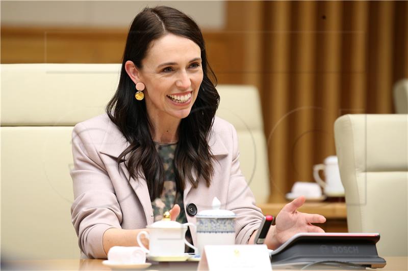 Chris Hipkins će zamijeniti Jacindu Ardern na mjestu novozelandskog premijera