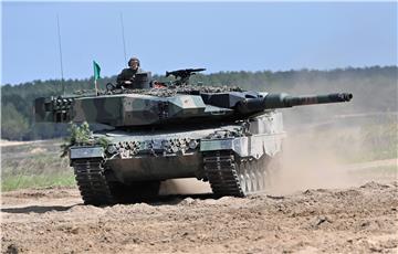 (FILE) POLAND DEFENSE LEOPARD TANKS