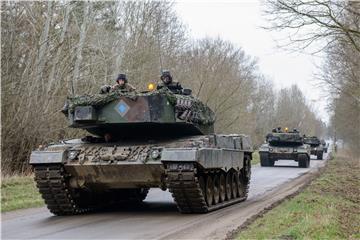 (FILE) POLAND DEFENCE LEOPARD TANKS