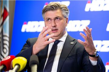 Plenković: Uvođenje eura treba proći bez sitnih igrica kontra potrošača (2)