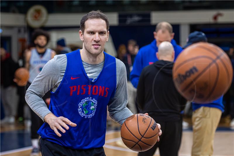 NBA: Bogdanović ubacio 33 koša, Detroit primio 150 od Bucksa