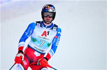 Slalom Schladming: Pobjeda Noela, Kolega 21.