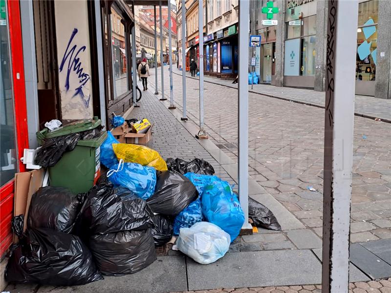 Smeće u centru Zagreba