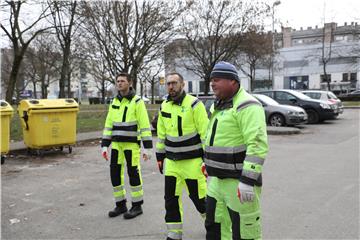 Gradonačelnik Tomašević s radnicima Čistoće čisti ulice Zagreba