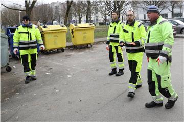 Gradonačelnik Tomašević s radnicima Čistoće čisti ulice Zagreba