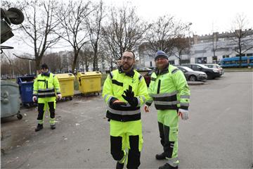 Gradonačelnik Tomašević s radnicima Čistoće čisti ulice Zagreba