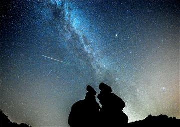 Asteroid veličine kombija noćas projurio vrlo blizu Zemlje