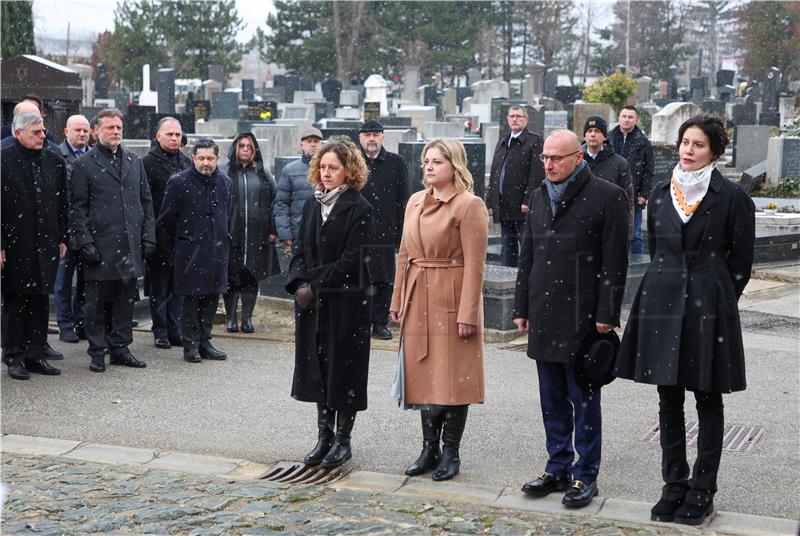 Polaganje vijenaca povodom Međunarodnog dana sjećanja na žrtve Holokausta