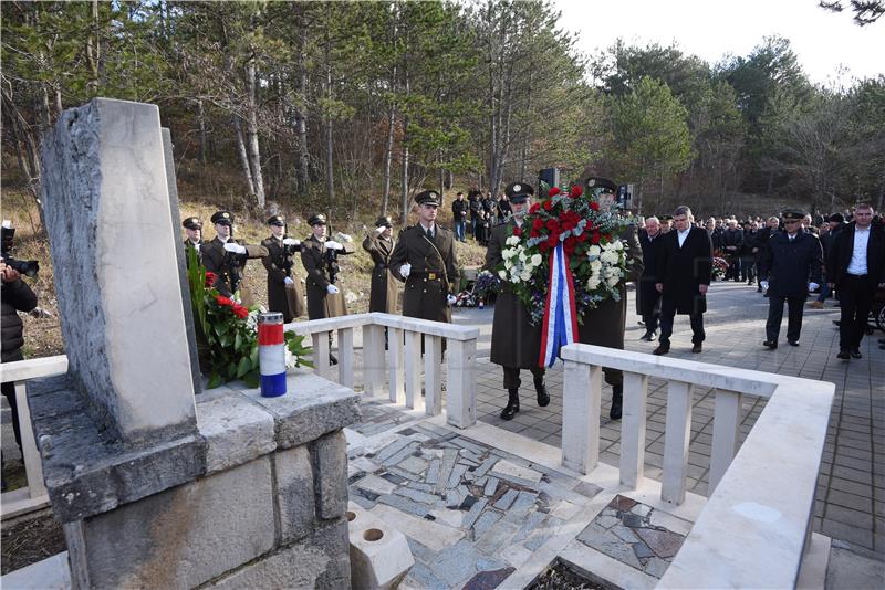 Obilježavanje 30. godišnjice vojne akcije Hrvatske vojske "Peruća"