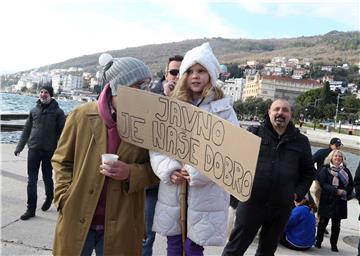 Opatija: Prosvjed protiv Prijedloga Zakona o pomorskom dobru i morskim lukama