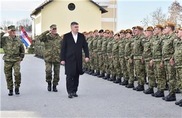 Plenković kaže da Milanović izjavom o Kosovu i Ukrajini ide "iz gliba u blato"