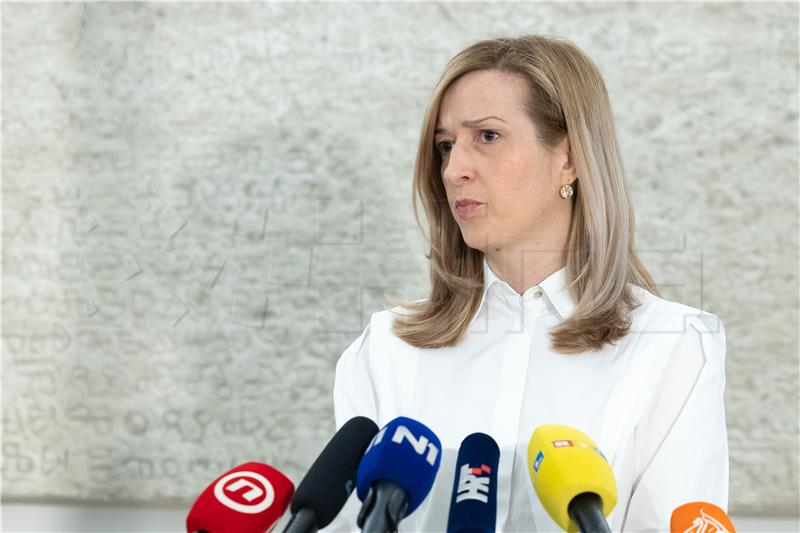 Mirela Ahmetović o aktualnim temama