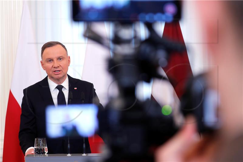 Duda: Biden će vjerojatno posjetiti srednju Europu u veljači