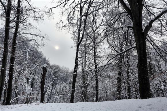 Park prirode Medvednica: Ne prilazite TV tornju Sljeme zbog opasnosti od pada leda 