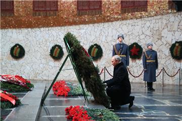 Rusiji ponovno prijete njemački tenkovi, rekao je Putin