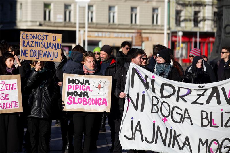 Kontraprosvjed u organizaciji Ženske mreže Hrvatske