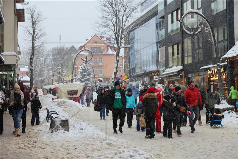 Dvoje mrtvih nakon obilnog snijega u Poljskoj, Slovačkoj i Češkoj