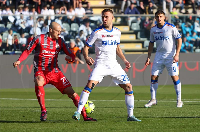 Italija: Cremonese - Lecce 0-2