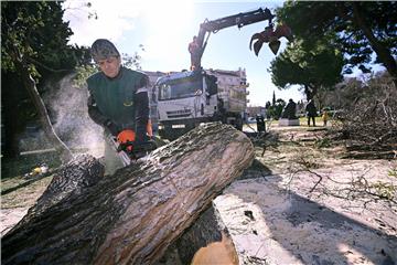 Nevrijeme u Splitu: Više od 40 vatrogasnih intervencija