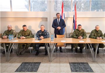 Minister visits Croatian contingent before their departure to eVa mission in Hungary