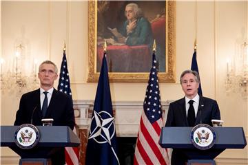 USA NATO DIPLOMACY