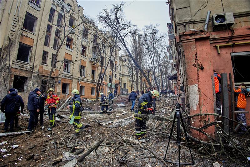 Ruske snage napadaju Ukrajinu, sirene za zračnu uzbunu diljem zemlje