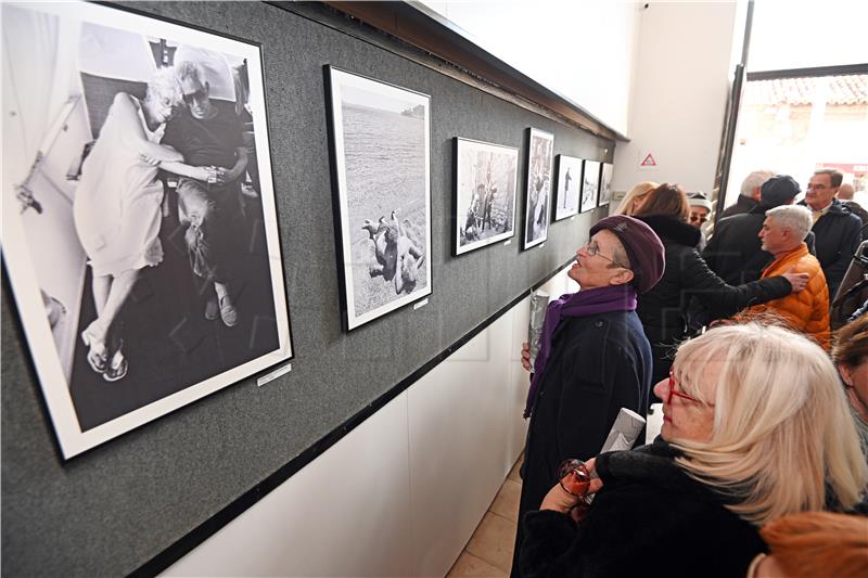 Otvorenje izložbe "Smoje bez cenzure" u Galeriji fotografije Fotokluba Split