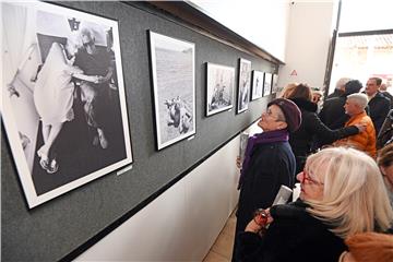 Otvorenje izložbe "Smoje bez cenzure" u Galeriji fotografije Fotokluba Split