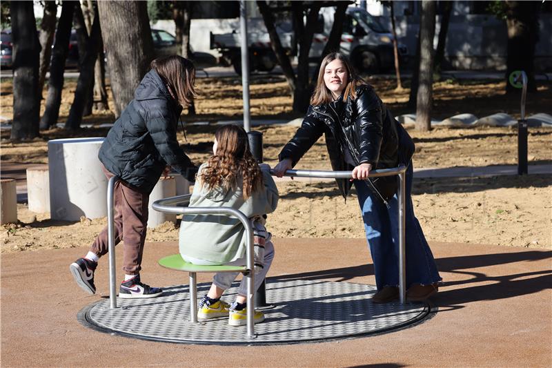 U Zadru otvoren prvi senzorički park za promicanje socijalne inkluzije djece