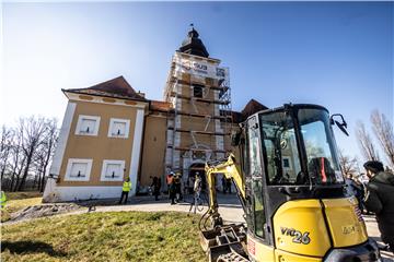 Ministar Bačić obišao Veliku Goricu