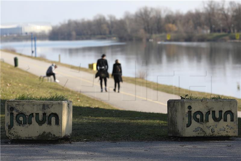 Sunčano poslijepodne na Jarunu