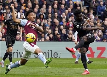 Engleska: Aston Villa - Arsenal 2-4