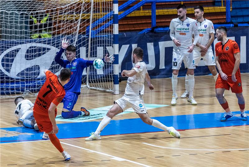 Futsal kup - U finalu Pula i Šibenik 1983